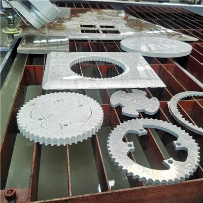 5 Виробники машин Axis Waterjet